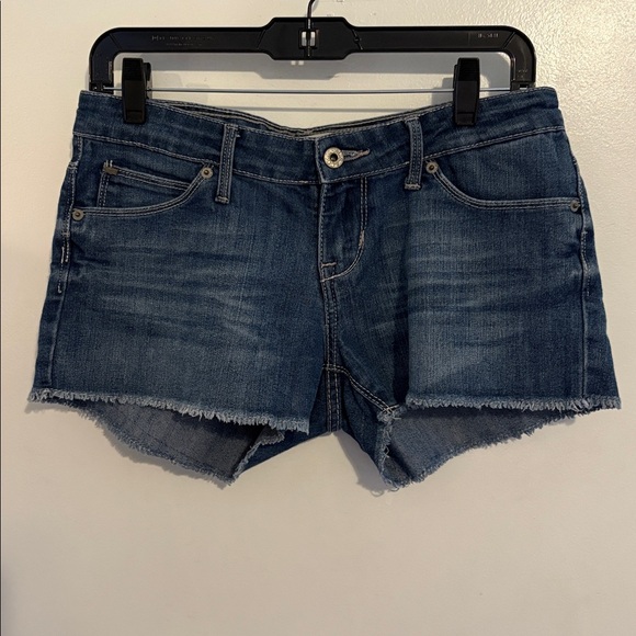 Levi’s Low Rise Shorty Shorts Denim Shorts 7 / 27 - Picture 2 of 9